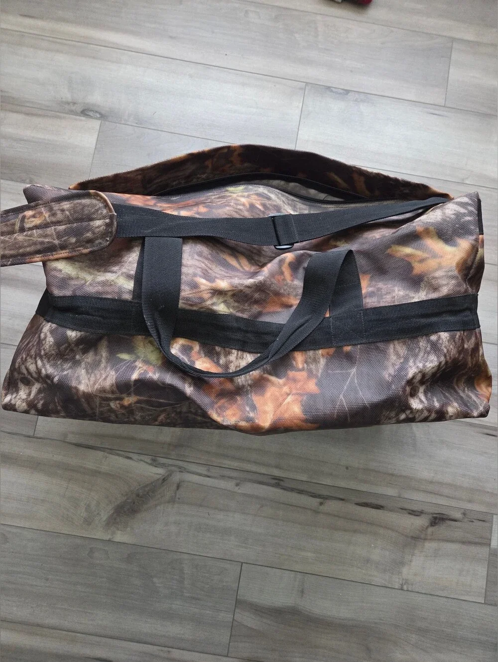 Gates Camo TEK Camouflage Duffel Bag